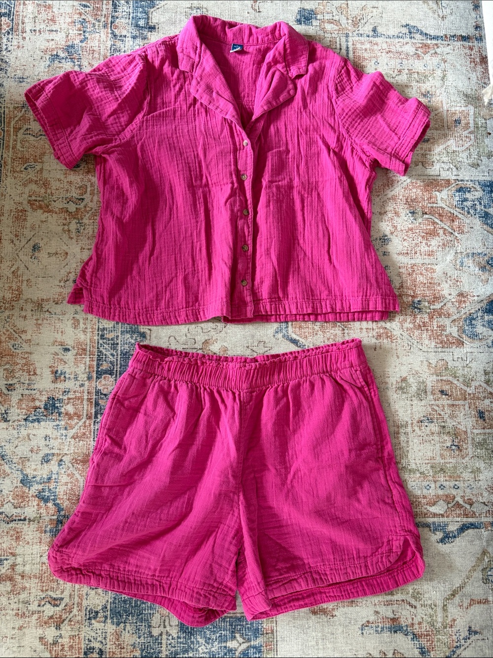 Old Navy Fuchsia Short-Sleeve Button Shirt & Elastic Waist Shorts